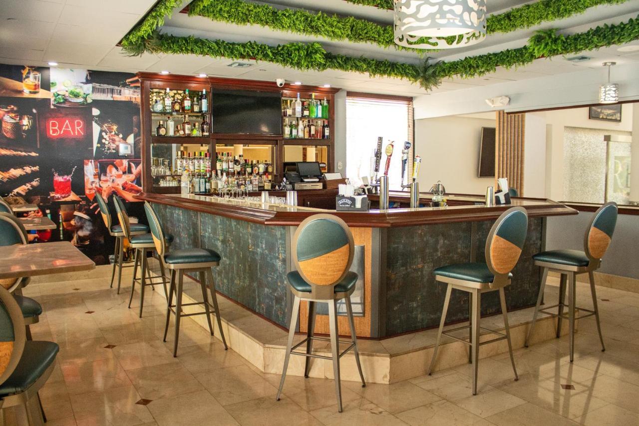 Regency Miami Airport By Sonesta Hotell Eksteriør bilde